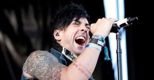 Former Lostprophets Singer Ian Watkins Killed In Prison