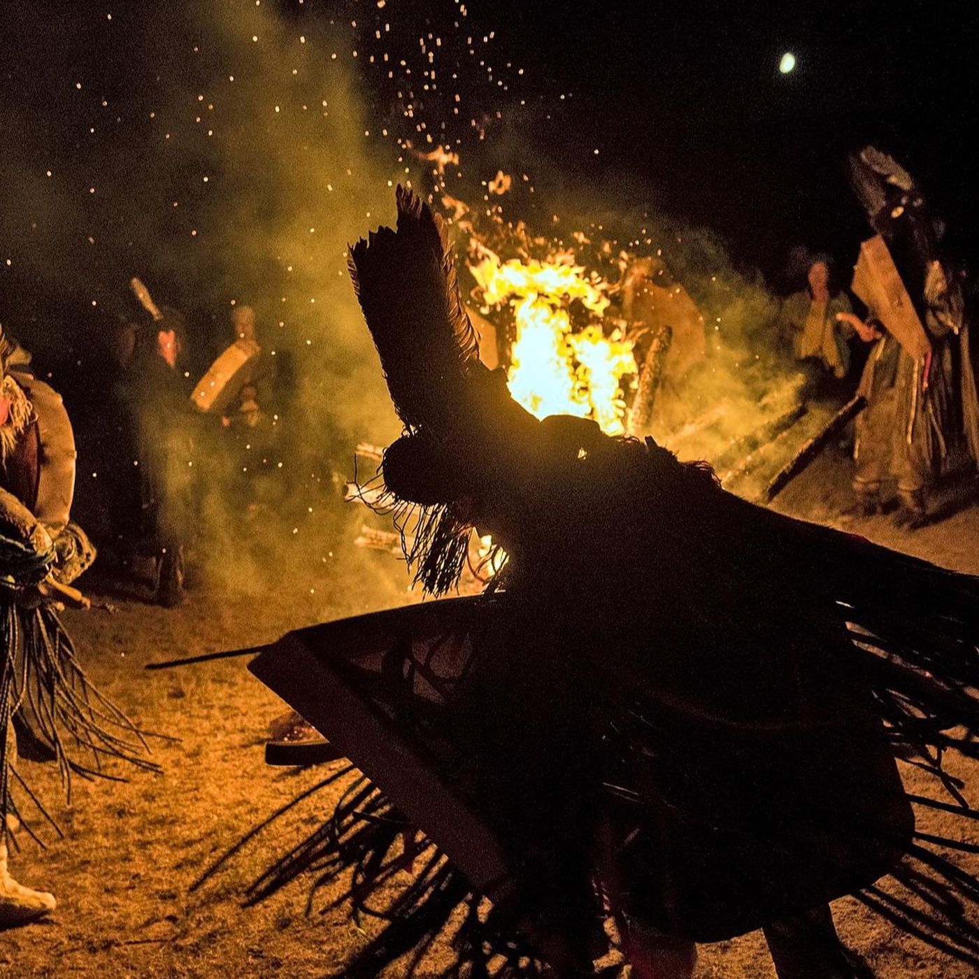 Türk Mitolojisinde Ateş: Ateş, Eski Türk Toplumlarında Neden Önemliydi?