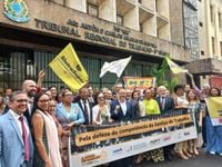 Mobilizações nacionais defendem competência da Justiça do Trabalho - Vermelho
