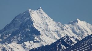 Rescue Efforts Temporarily Halted For Missing Climbers On Aoraki Mount Cook