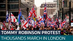 Clashes Erupt Over Tommy Robinson Protests Across London