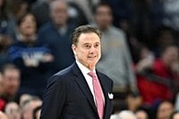 St. John's tops Xavier as Rick Pitino earns 900th career win against his son, Richard