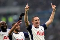 Keane scores first-half hat-trick as Tottenham Legends thump AC Milan