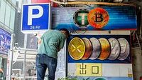Cryptocurrencies Sink As $1.5 Billion In Bullish Bets Wiped Out
