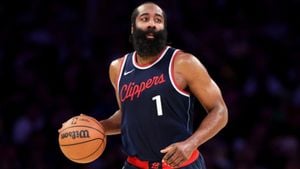 Harden Scores 50 Points To Lead Clippers Past Pistons