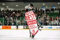 Roddy Ross Named U SPORTS Second Team All-Canadian Goaltender - Huskie Athletics