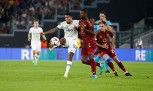 Roma Triumphs 2-0 Over Eintracht Frankfurt