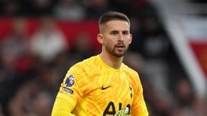 Tottenham Faces Goalkeeping Crisis After Vicario's Injury