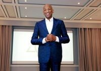 Pastor Donnie McClurkin Facing a Civil Lawsuit