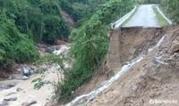 Vùng lũ quét Nhôn Mai tiếp tục mưa lớn, Quốc lộ 16 đứt gãy nghiêm trọng