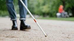 Görme Engelli Bireyler İçin Sağlık Hizmetlerinde Sessizlik Ne İfade Ediyor?