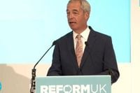 Farage’s ‘bonanza for billionaires’ would cost UK £34bn a year, warns tax expert