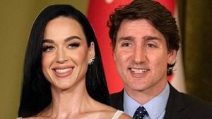 Katy Perry And Justin Trudeau Romance Confirmed By Yacht Photos