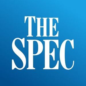 Deadly Double Bombing Hits Police In Northwest Pakistan