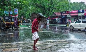 Kerala Faces Rising Heat Temperatures And Rain Alerts