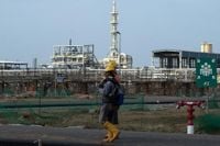 Lynas to Expand Only Heavy Rare Earths Facility Outside China