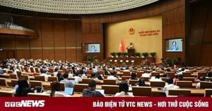 Vietnam National Assembly Approves Major Provincial Restructuring