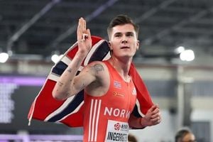 Nichola Olyslagers And Claire Bryant Shine At World Indoor Championships