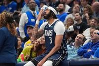 Anthony Davis has 34 points, 15 rebounds, 5 blocks and 4 stitches in best game for Mavs