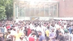 Chandigarh Youth Rally To Join Civil Defence Amid Tensions