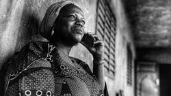 Haftalık 30 Dakikayı Aşan Cep Telefonu Görüşmeleri Yüksek Tansiyonla mı İlişkili?