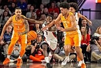 Tennessee basketball wins in overtime at Georgia