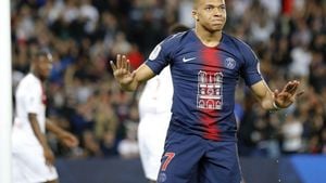 PSG Advances To French Cup Quarterfinals With Win Over Le Mans