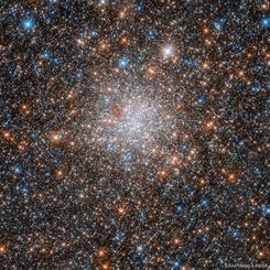 NGC 1898: Büyük Macellan Bulutu'nda Küresel Küme