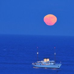 Deniz Kıyısında Ay Serabı