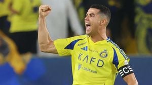 Al Nassr Triumphs Over Al Ahli 2-1