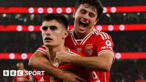 Benfica Triumphs Over Boavista To Claim Primeira Liga Lead