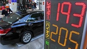 Soaring Gas Prices Leave Japanese Drivers Furious