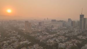 Mexico City Enforces Hoy No Circula Restrictions For Better Air Quality