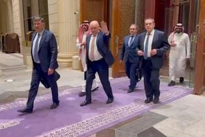 U.S. And Russia Hold Crucial Talks On Ceasefire In Riyadh