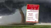 Alert RCB. Trąby powietrzne i gwałtowne burze nad Polską