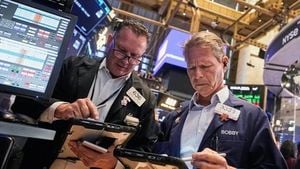 Wall Street Rallies As Government Shutdown Looms