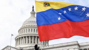 Venezuelan TPS Recipients Brace For Imminent Deportation Risks