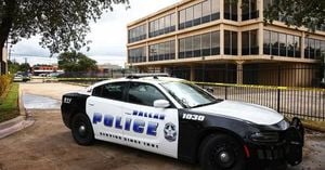 Dallas ICE Shooting Leaves Two Detainees Dead