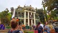 Woman dies after riding Haunted Mansion at Disneyland