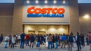 Costco Stock Hits Record High Amid Robust Sales Growth