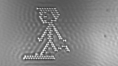 Bir Çocuk ve Atomu (A Boy and His Atom): Dünyanın En Küçük Filminin Başrol Oyuncuları İnsanlar Değil; Atomlar!