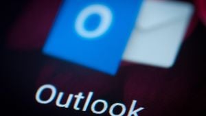 Microsoft Outlook Suffers Major Global Outage Affecting Thousands