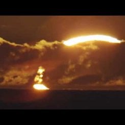 Ateş Çemberi Gündoğumu Güneş Tutulması