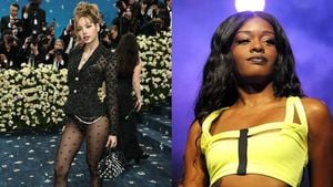 Azealia Banks Faces Backlash Over Transphobic Remarks About BLACKPINK’s Lisa
