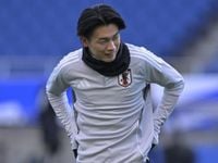 フェイエ新監督に刺激受けるFW上田綺世、W杯王手の大一番も「どうということはない」（ゲキサカ） - Yahoo!ニュース