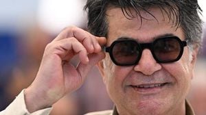 Iranian Filmmaker Jafar Panahi Sentenced Amid Global Acclaim