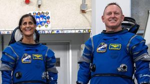 Stranded Astronauts Face Extended Stay Due To Starliner Issues