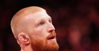 ‘Needed this humble pie’: Pros react to Bo Nickal’s lopsided loss at UFC Des Moines