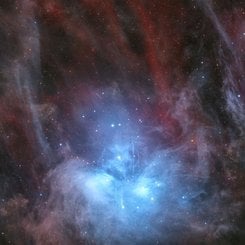 Kırmızı ve Mavi Renklerle Bezeli Ülker