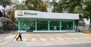 Pensión Del Bienestar Payments Begin For May 2025